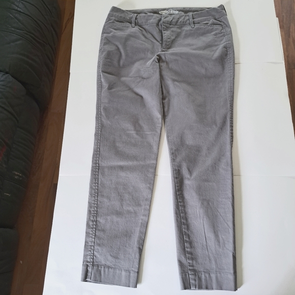 Old Navy Women's Gray Pants - Picture 1 of 5